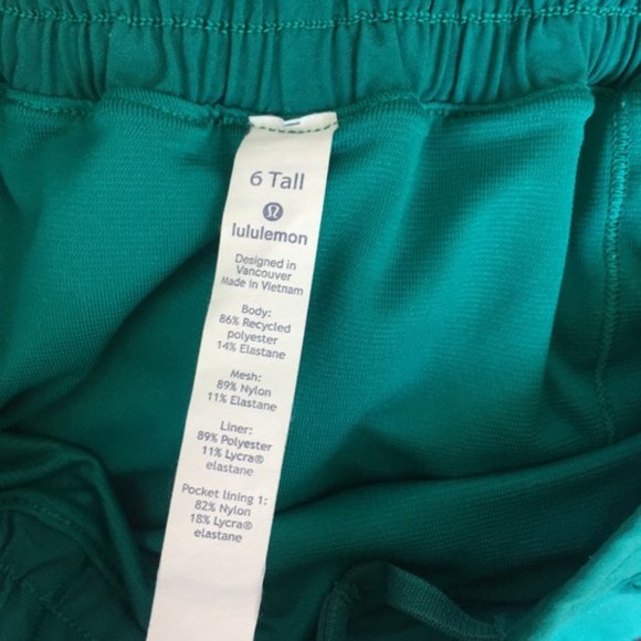 RARE Lululemon Hotty Hot Short II TALL Teal Green I Size 6 - Picture 4 of 9
